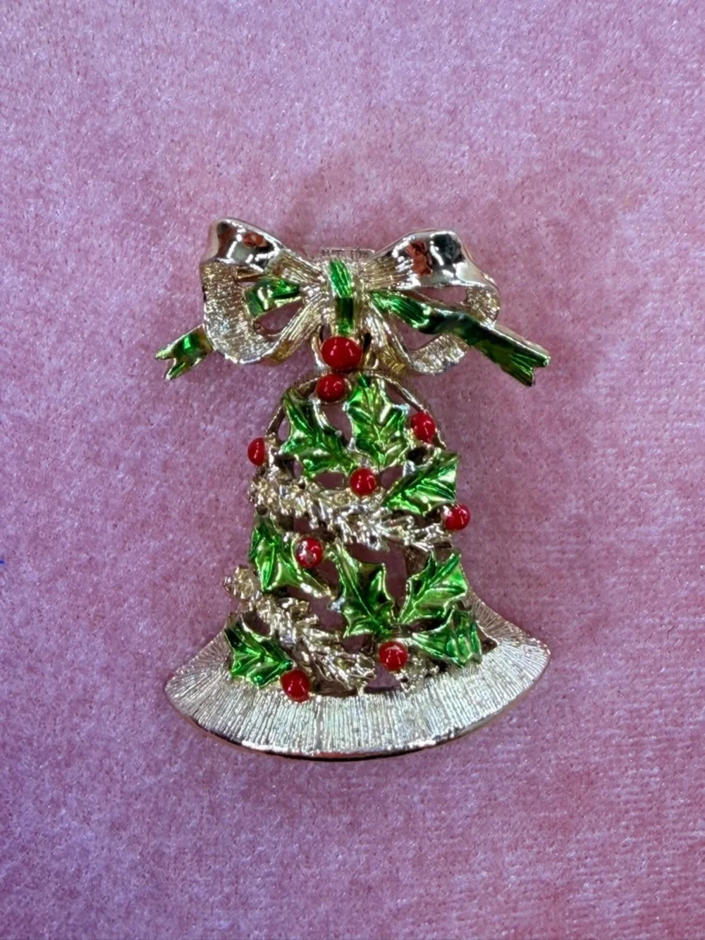 EUC Gerry’s Vintage Style Holiday Bell Brooch